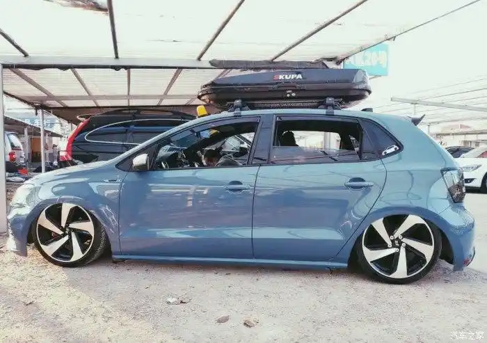 改装车热门大众polo有那么一瞬间什么都不想