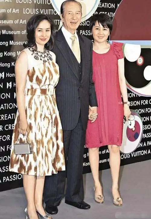 赌王何家欢是假象,三房缺席四太生日,何超琼"笑里藏刀"?