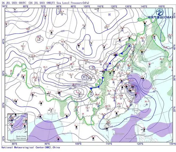 此外今早的地面图显示北方有冷空气南下,强对流天气估计是势在必行