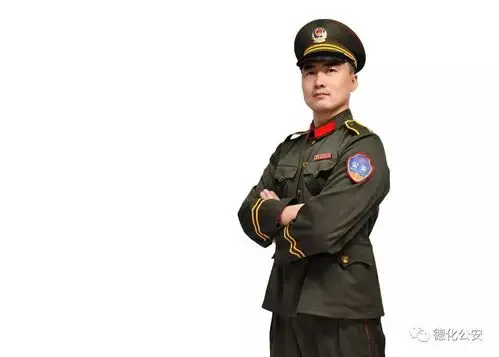 重拾回忆德化民警拍摄警服变迁照见证改革开放