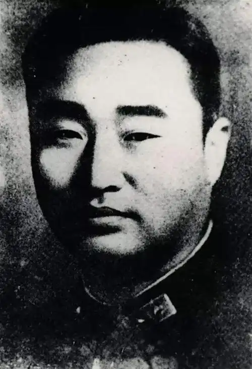 上级让他死守7天,他错听成"守47天",结果打出军事史上的奇迹