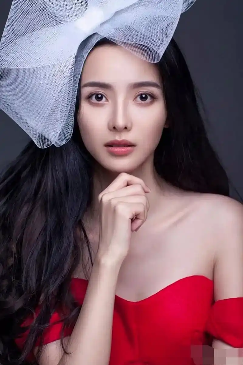 甘肃籍的九大美女演员,谁更漂亮? 1.