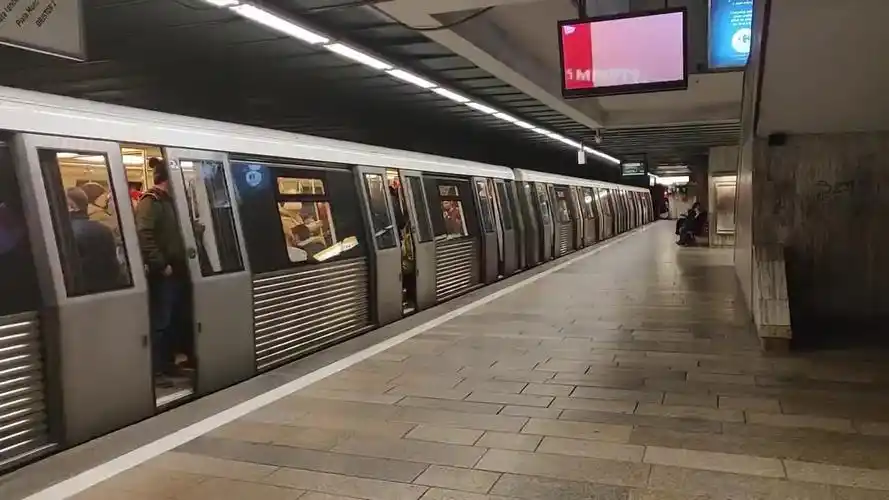 庞巴迪movia346 罗马尼亚首都布加勒斯特地铁列车