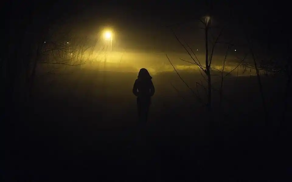 悲伤的图片电脑壁纸