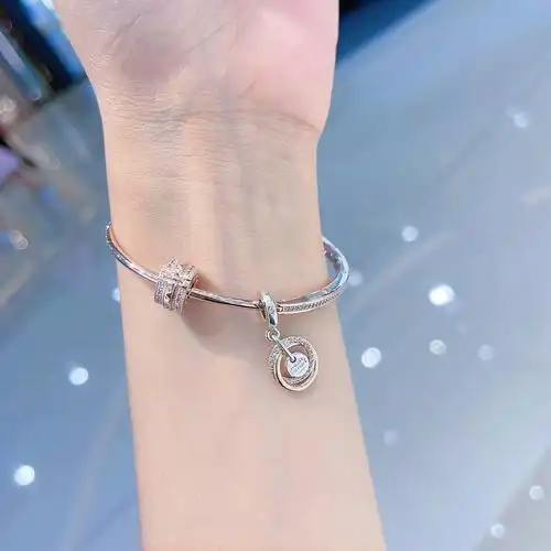 pandora潘多拉新款signature系列简约手镯