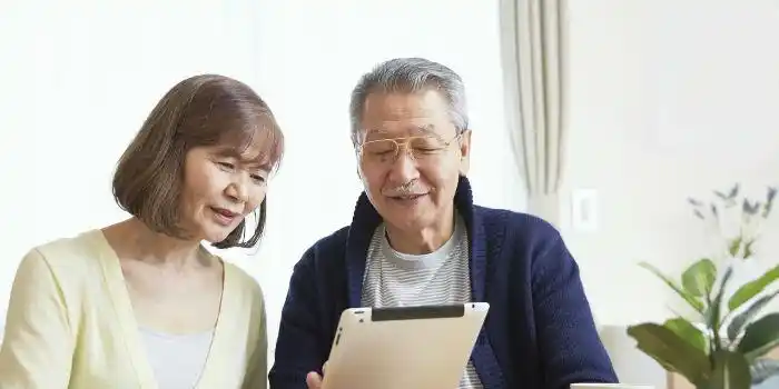 日本公共养老金危机隐现2050年后养老金替代率或跌破40