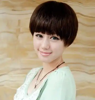 国字脸女生适合啥发型(40岁国字脸女人的发型)