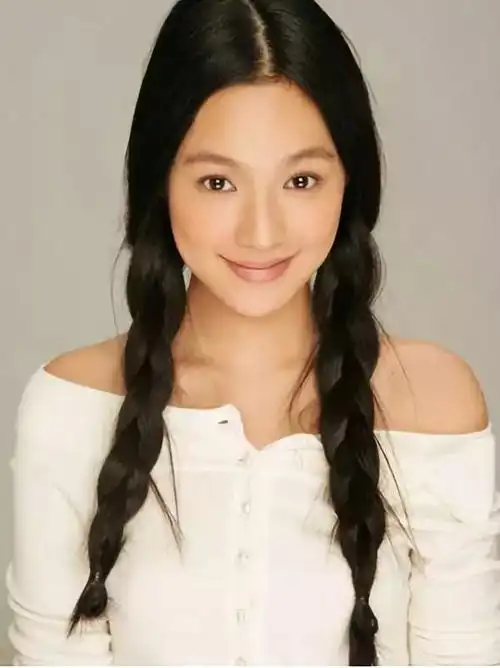 看到40岁的周韵,终于明白姜文为何如此宠她,如此爱她