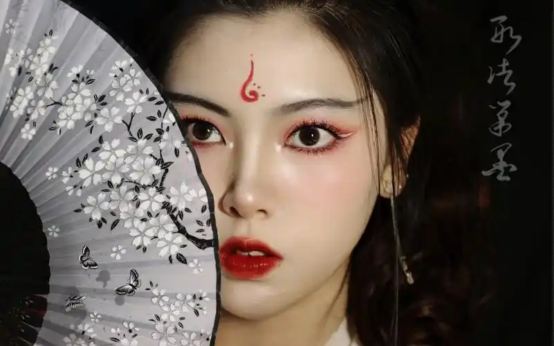 国风妆容初尝试 | 龙母原创妆发教程,没手也能学会的新手向古风妆