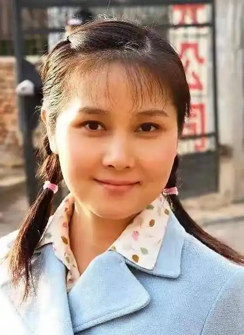 孙松:《渴望》后再携手张凯丽演夫妻,30年前"第一渣男王沪生"_刘慧芳