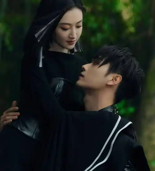 太吸睛:许凯景甜上演竹林大片,氛围感满分!_弓箭_演技_美女