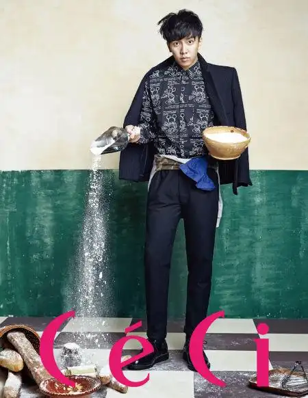 李升基登时尚杂志封面 做蛋糕变可爱男友