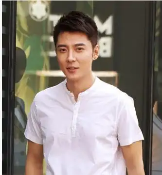 方脸短发发型设计清新帅气散发型男的酷感发型