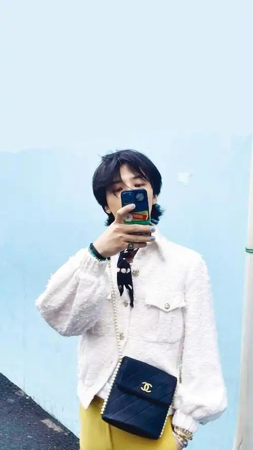 p data-id="gocqv778mw">g-dragon(权志龙,         ),1988年8月18日