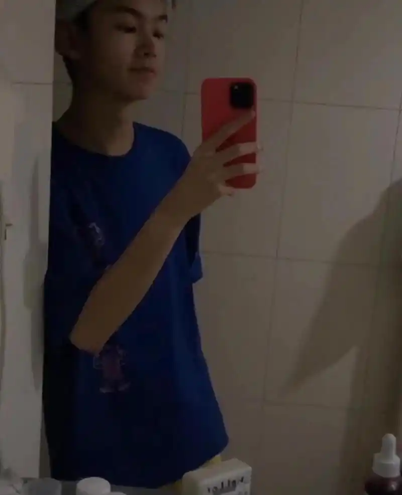 可以网恋的男生图片(一组) 可以网恋的男生图片(一组)