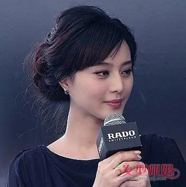 中年 斜刘海韩版低盘发发型