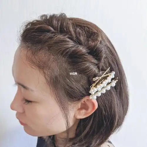 简单的侧面刘海编发