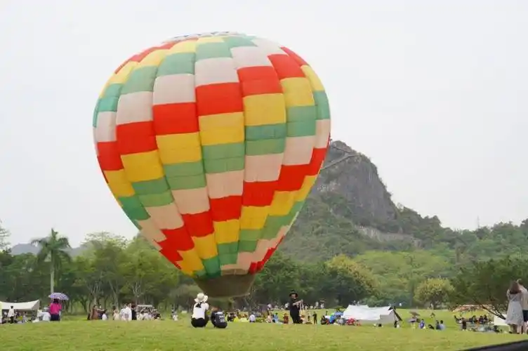 弦子,汪小敏,杜德伟助阵烟花音乐盛典!