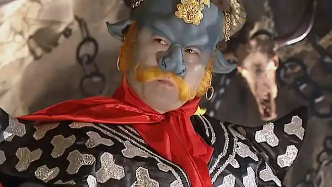 西游记:八戒偷衣服,被青牛精抓到,唐僧赶紧跟人道歉-影视综视频-搜狐