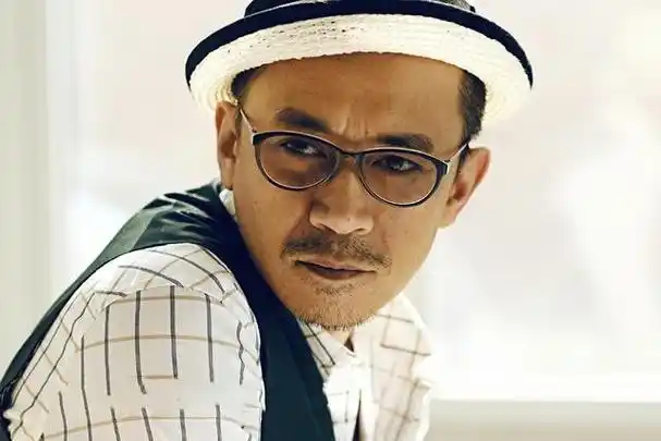 王学兵现在在干什么呢(本该是前途无量)(2)