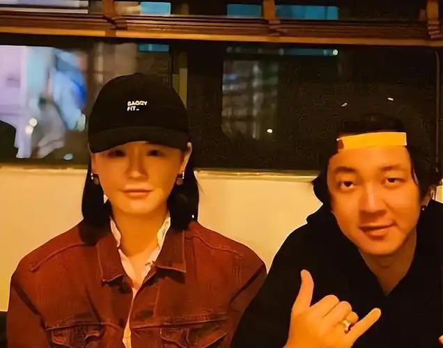 她变了!在两段不被看好的感情里,马思纯完成了自我救赎