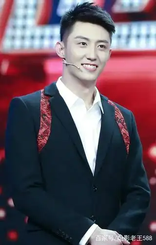 俊朗帅气的狙击手 锐不可挡的实力派演员 90后小生黄景瑜