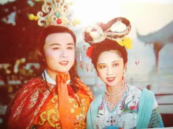 唐僧徐少华妻子杨琨简历资料年轻照片 / 比乐族