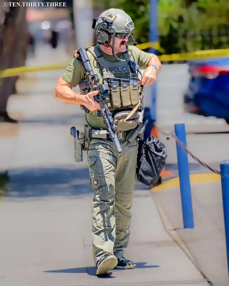 9694图一到图五为lbpd swat《长滩市特警》 图六为 - 抖音