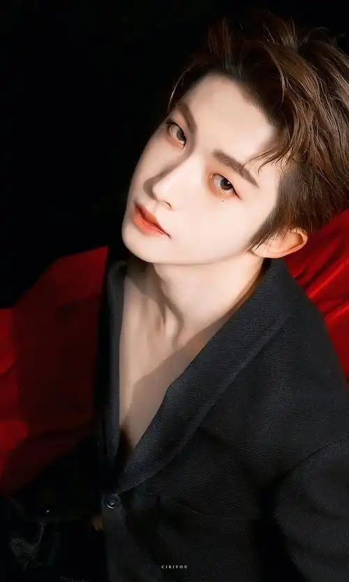 刘宇百变甜c创造营复盘美图