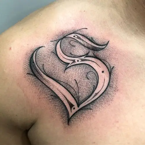 胸口点刺风花藤纹身图案 - 深圳纹彩刺青