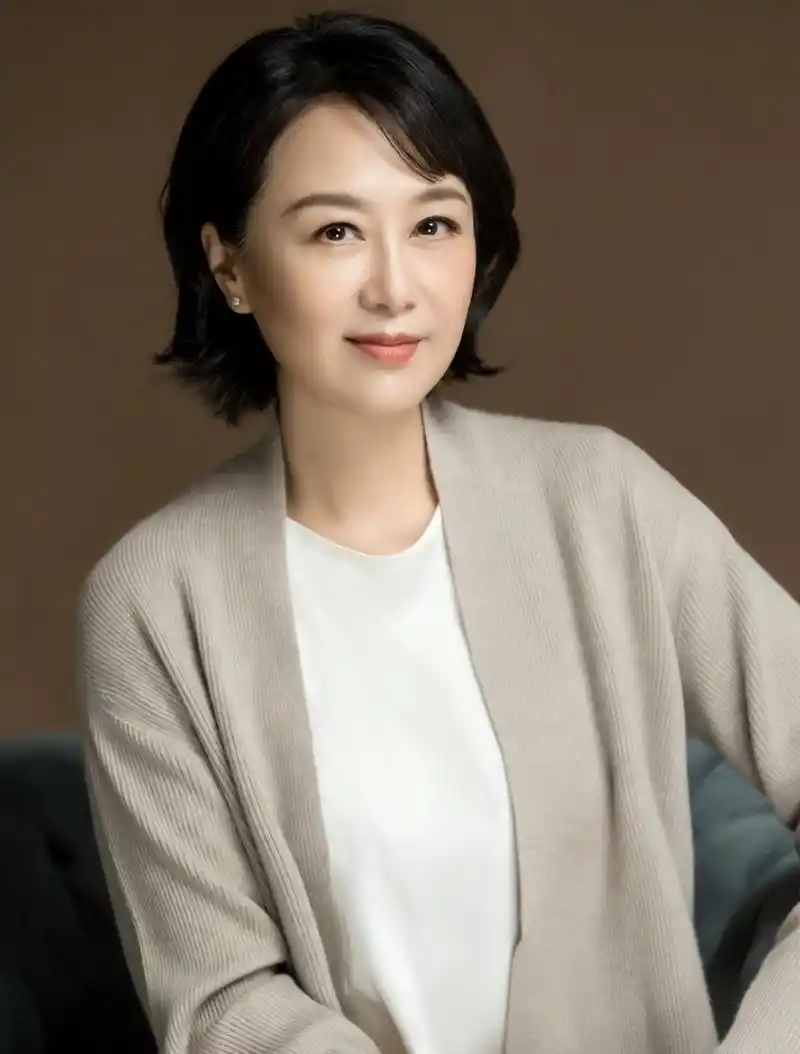 著名演员吴玉芳:嫁"乒乓王子"隐退生两女,恩爱35年,幸福美满