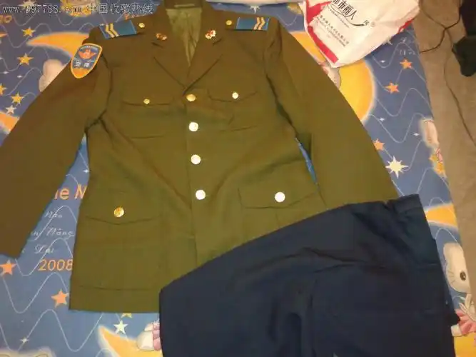 退役的最后上绿下蓝空军春秋套服