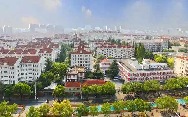 北静安的彭浦新村 小镇里的美食更迭已经刷新了3波