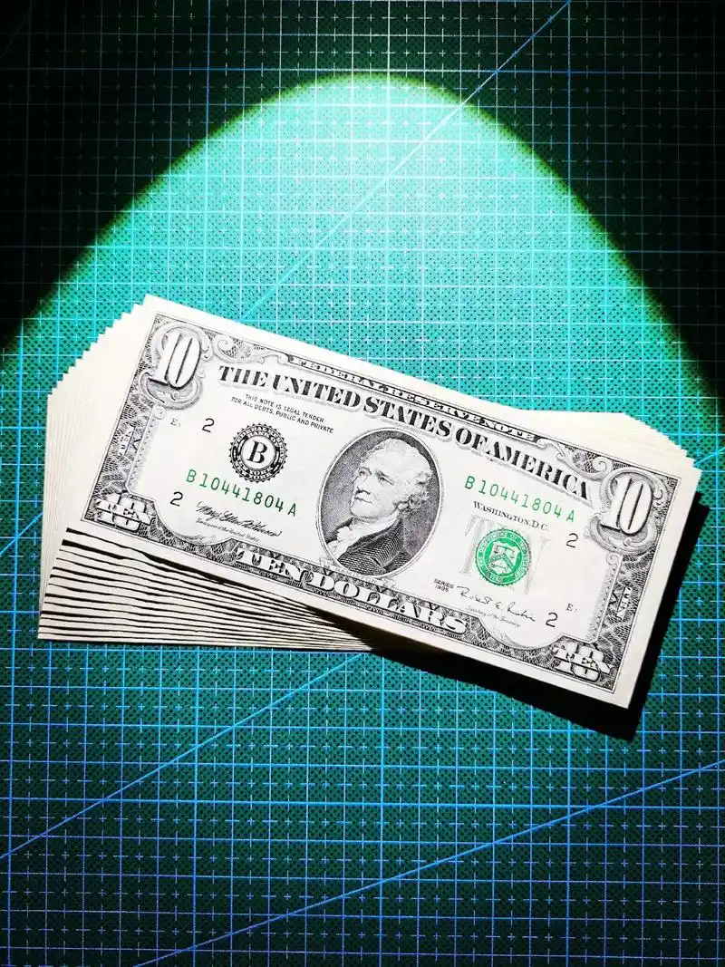 美国9694小头版1995年10美元 纸币【美国第一任财政部 - 抖音