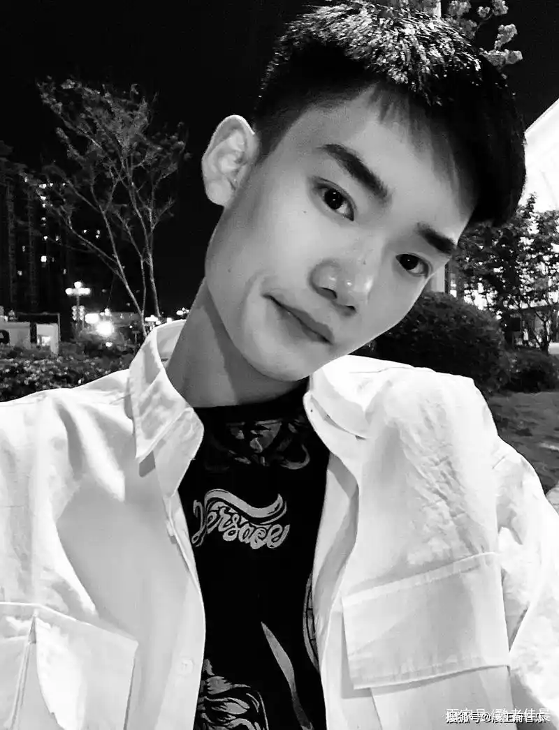 快手荣先生鹤轩团队个人资料