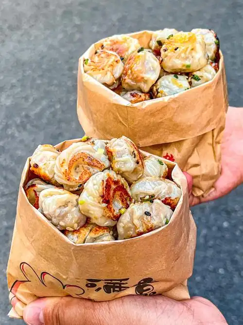 武汉美食拇指生煎一口炫五个一定要安排