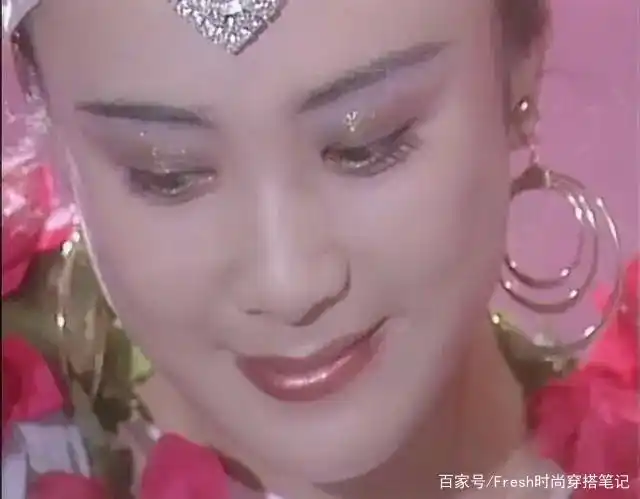 人家提到《封神榜》的时候,都会说,就是那个傅艺伟版的《封神榜》