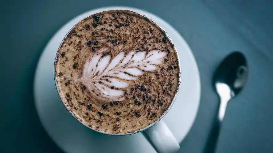 > || 更新时间:2018-08-15 颜色分类: 黑色 关键词:  唯美意境 咖啡