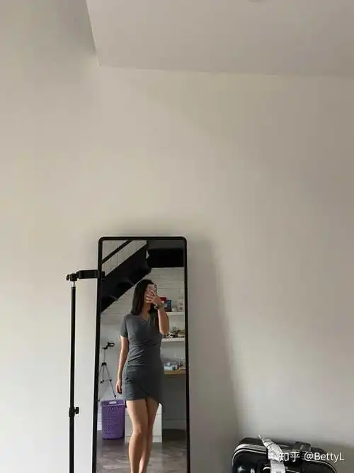 女生体重130斤但胸大和90斤平胸你选哪个?