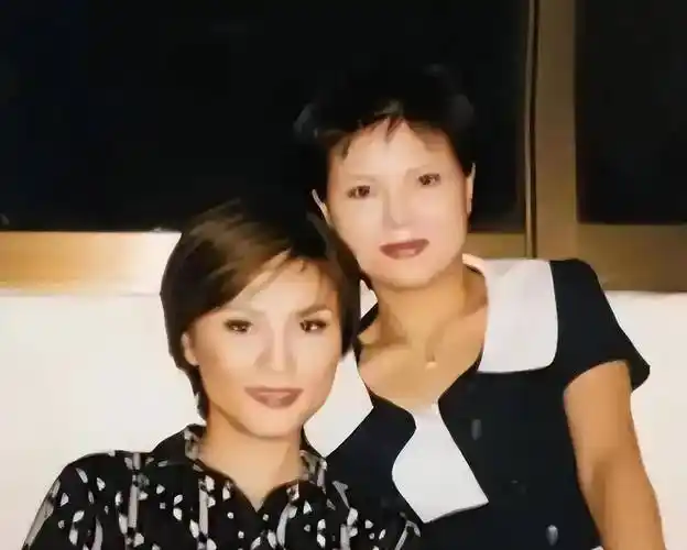 林萍:嫁圈外丈夫,婚后生一子,被姐姐宠成宝