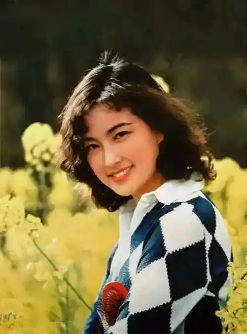 刘晓庆:当过影后坐过牢,一生7个男人4段婚,61岁再当豪门新娘