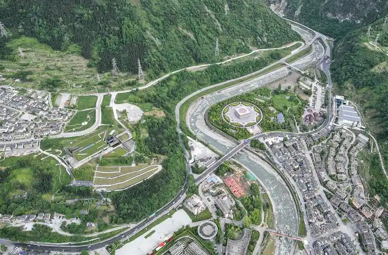 汶川大地震13周年,60万米高空看汶川今昔对比_北京日报app新闻