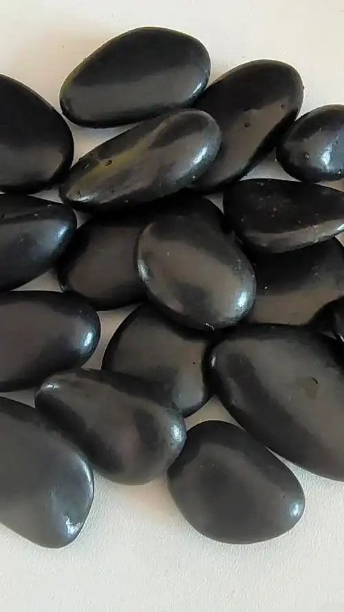 黑色鹅卵石 黑色砾石 黑色雨花石