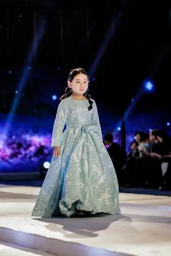 苏州万豪酒店2020岁未儿童服装模特走秀