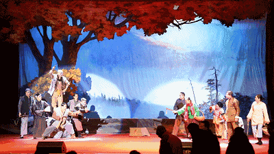 辽源人自编自导自演的首部舞台剧上演