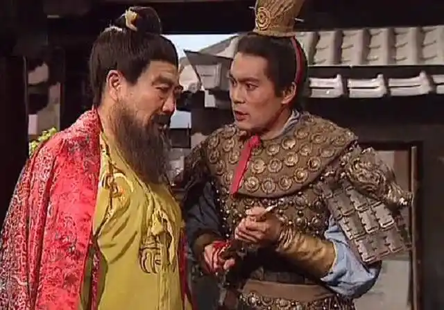 董卓临死前出现种种前兆老道人一字道破吕布真面目