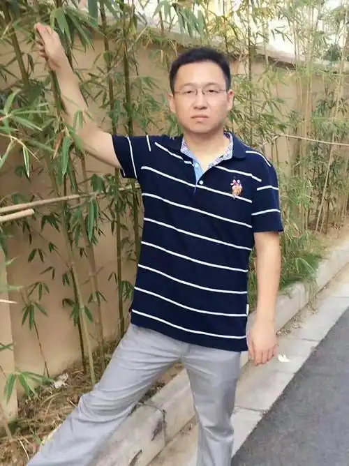 [35至40岁 未婚男士.] 百里挑一小部男士图片展