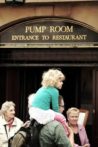 pump room | flickr – 相片分享!