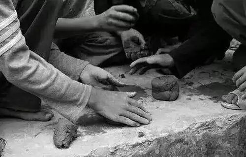 济南孩子的童年回忆,看哭了一大堆70后80后.