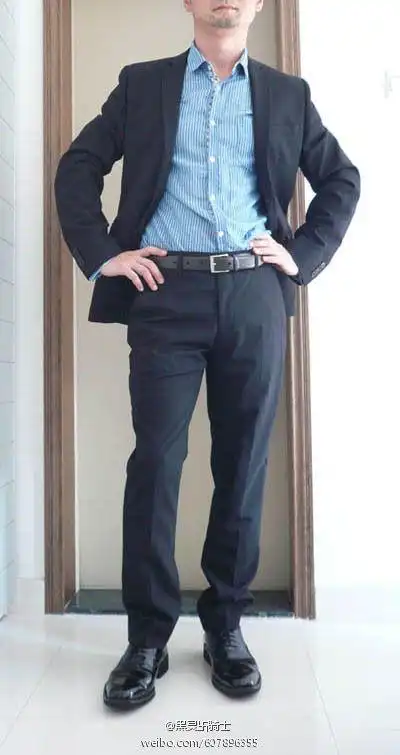 帅//@正装皮鞋男: 帅